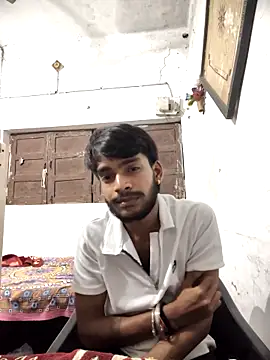 Snapshot of yashuuuu021 chatting on October 2025 06:27:02 PM yashuuuu021 online show from October 2025 06:27:02 PM