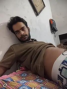 Snapshot of yashuuuu021 chatting on October 2025 06:05:02 PM yashuuuu021 online show from October 2025 06:05:02 PM