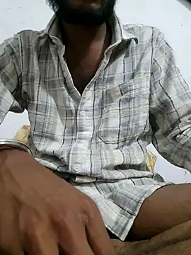 Snapshot of yashuuuu021 chatting on October 2025 07:58:01 PM yashuuuu021 online show from October 2025 07:58:01 PM