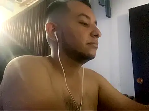 Snapshot of SexIngenieur chatting on October 2025 05:21:01 PM SexIngenieur online show from October 2025 05:21:01 PM