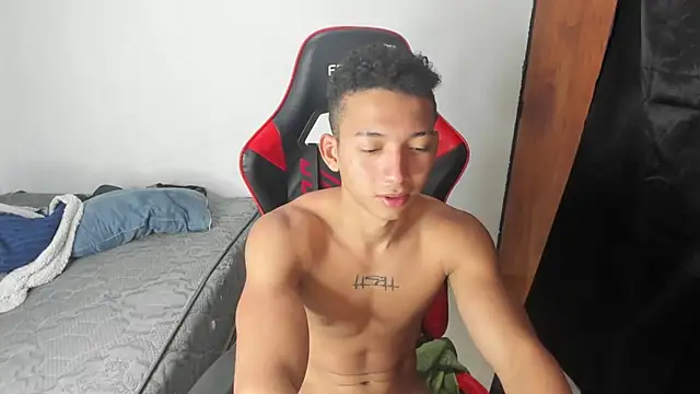 JuanchiT66 online show from March 2026 05:08:02 AM