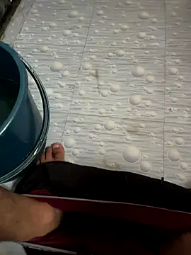 NoddingScorpion online show from September 2025 04:02:02 AM