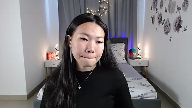 LunaPurrr online show from September 2025 11:15:01 PM