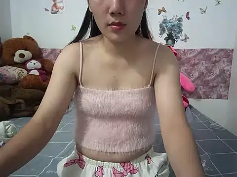 Linda-24 online show from November 2025 01:46:01 PM