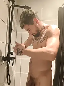 Negrila25 online show from February 2026 11:44:01 PM