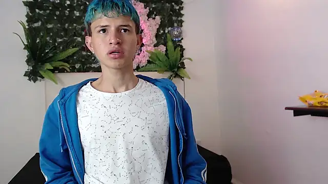 iam lukas   online show from October 2025 02:41:02 AM