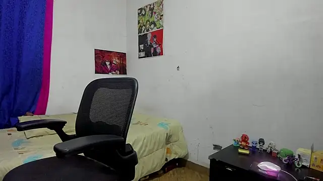 Snapshot of golden_ryyan chatting on November 2025 07:42:02 AM golden ryyan online show from November 2025 07:42:02 AM