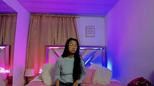 bravepetunia online show from September 2025 01:03:01 PM