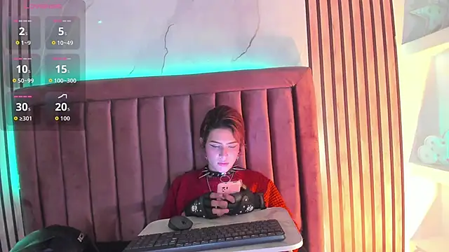 Snapshot of DannysaStar chatting on September 2025 08:31:01 PM DannysaStar online show from September 2025 08:31:01 PM