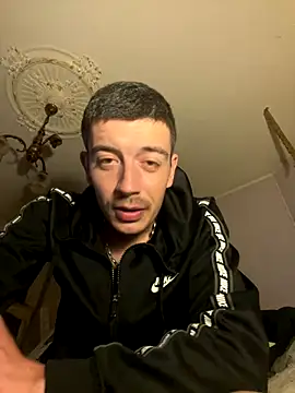 Snapshot of gb7572 chatting on September 2025 07:24:02 PM gb7572 online show from September 2025 07:24:02 PM