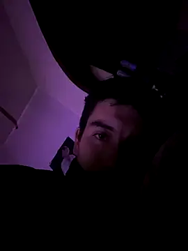 Snapshot of gb7572 chatting on October 2025 04:25:02 AM gb7572 online show from October 2025 04:25:02 AM