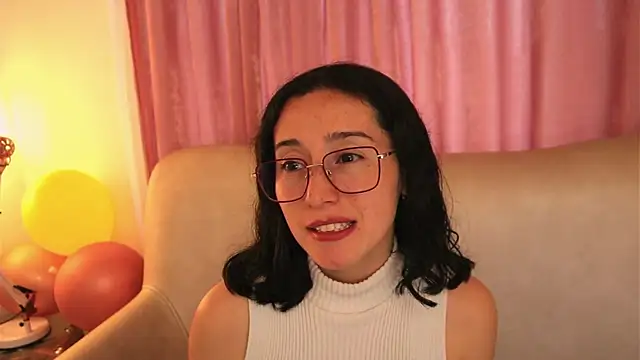 Ginevra esposito online show from May 2026 02:14:01 PM
