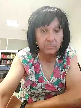 Snapshot of Emily_de_Carla chatting on November 2025 03:47:01 PM Emily de Carla online show from November 2025 03:47:01 PM