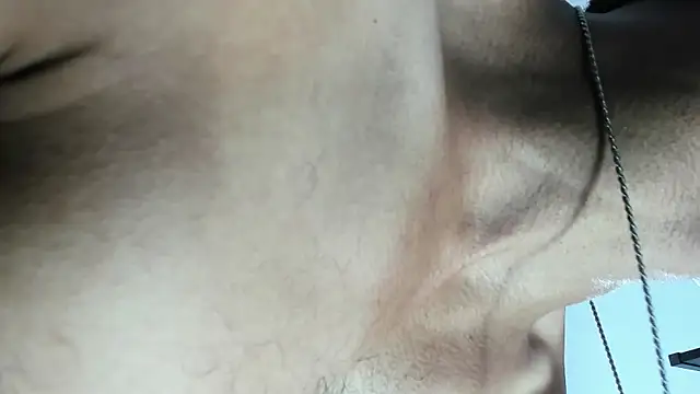 latinhotmuscle online show from April 2026 04:11:01 AM