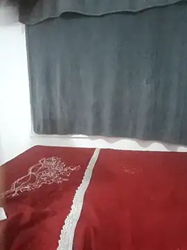 Dudayas online show from October 2025 10:44:01 PM