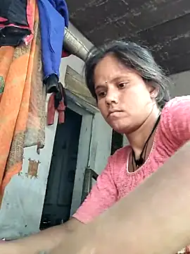 Snapshot of Hot-ilaiy chatting on October 2025 09:20:01 AM Hot-ilaiy online show from October 2025 09:20:01 AM