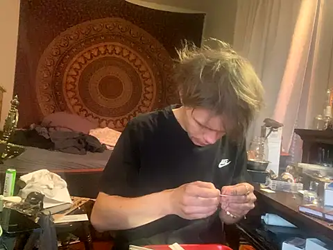 XanderOzzz online show from November 2025 10:37:01 PM