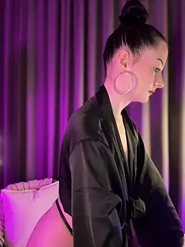 bigJuicyPussy online show from February 2026 01:31:02 PM