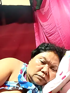 Snapshot of Mari_fvcks chatting on October 2025 01:22:01 PM Mari fvcks online show from October 2025 01:22:01 PM