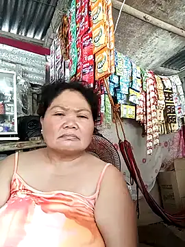 Snapshot of Mari_fvcks chatting on October 2025 04:23:02 AM Mari fvcks online show from October 2025 04:23:02 AM