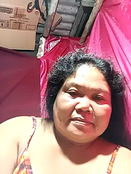 Snapshot of Mari_fvcks chatting on November 2025 06:50:02 PM Mari fvcks online show from November 2025 06:50:02 PM