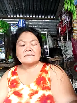 Snapshot of Mari_fvcks chatting on December 2025 05:24:02 AM Mari fvcks online show from December 2025 05:24:02 AM