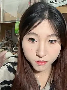 Snapshot of ououlovelove chatting on January 2026 03:14:02 PM ououlovelove online show from January 2026 03:14:02 PM