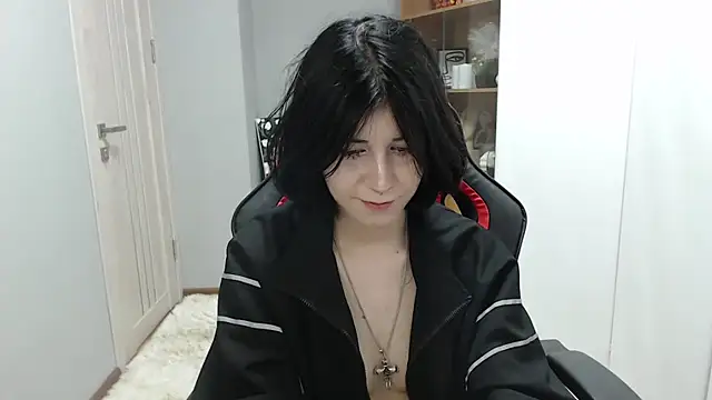 TinaQuiin online show from September 2025 08:03:01 AM