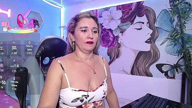 Snapshot of noelia_milf19 chatting on December 2025 01:01:02 AM noelia milf19 online show from December 2025 01:01:02 AM