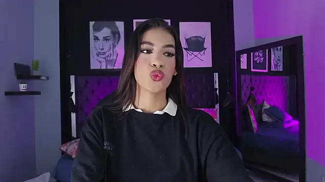 kitty collins  online show from February 2026 11:59:01 AM