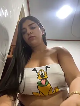 Isaa-Sweet online show from February 2026 02:48:02 PM