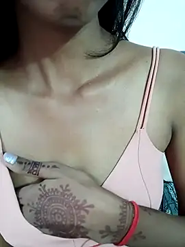 Snapshot of Small_Titss chatting on October 2025 05:37:02 AM Small Titss online show from October 2025 05:37:02 AM