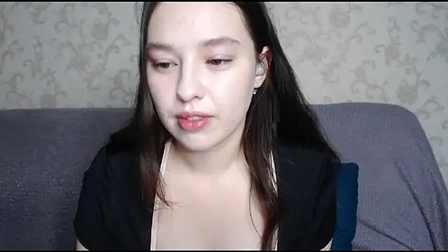 Snapshot of PureLedy chatting on October 2025 12:56:02 AM PureLedy online show from October 2025 12:56:02 AM