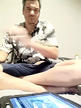 Snapshot of twitshe chatting on January 2026 07:37:02 PM twitshe online show from January 2026 07:37:02 PM