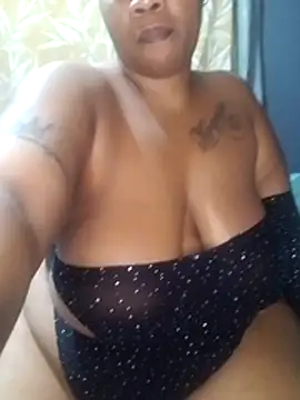 SEXYHUGEASS21 online show from May 2026 05:47:01 AM