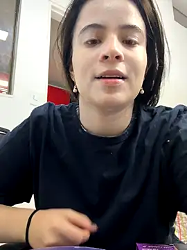 ChannelWhite  online show from September 2025 01:39:02 AM