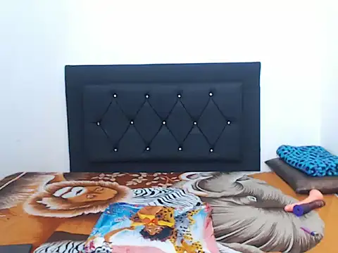 Snapshot of natashat_lorent chatting on November 2025 03:34:01 PM natashat lorent online show from November 2025 03:34:01 PM