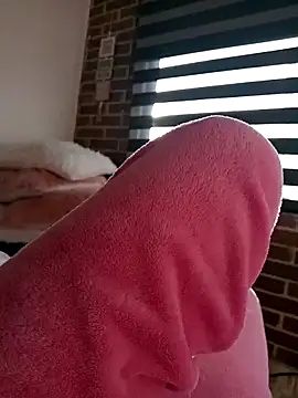 Snapshot of Ternura_Prohibida chatting on November 2025 11:43:02 AM Ternura Prohibida online show from November 2025 11:43:02 AM