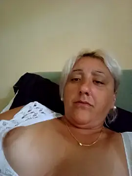 Samantha6767x online show from February 2026 04:21:02 PM