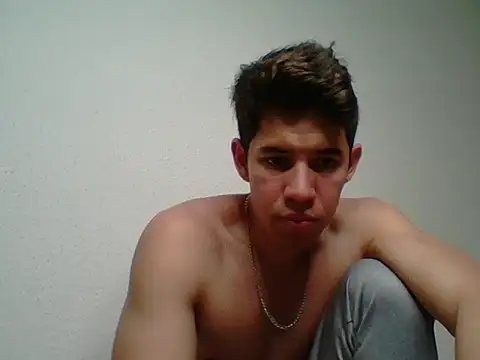 Maxtaylor18 online show from October 2025 02:31:02 AM