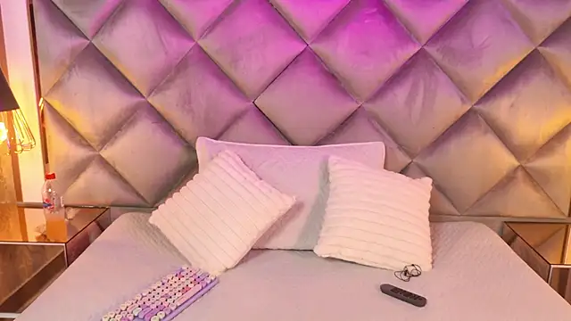 Snapshot of gemma_sm chatting on October 2025 03:58:02 AM gemma sm online show from October 2025 03:58:02 AM