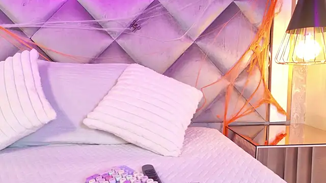 Snapshot of gemma_sm chatting on October 2025 03:07:02 AM gemma sm online show from October 2025 03:07:02 AM