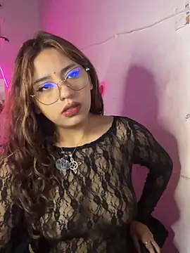 SoftLady S33 online show from May 2026 01:57:16 AM