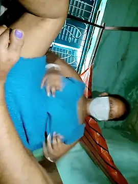 Snapshot of pujaroy363534 chatting on September 2025 04:58:02 AM pujaroy363534 online show from September 2025 04:58:02 AM