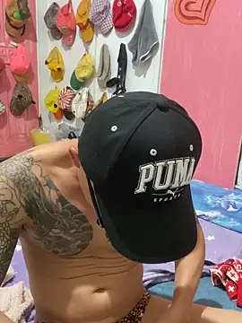 XLJjjjjjjjjjj online show from February 2026 05:00:02 PM