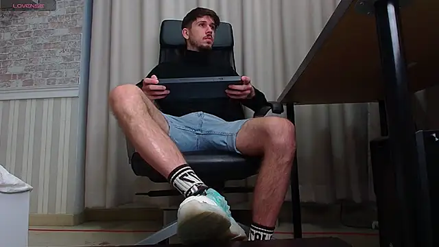 JonahShaw online show from September 2025 04:17:01 AM