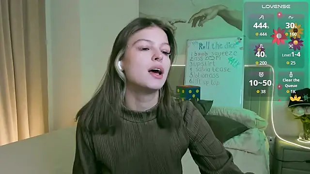 Lisa Blossom online show from November 2025 06:01:01 AM