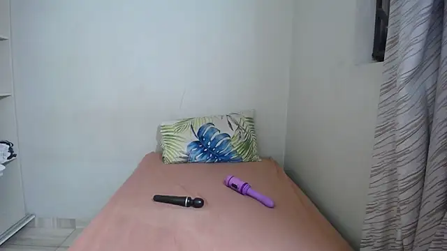 Lolly 96 online show from October 2025 03:14:01 AM