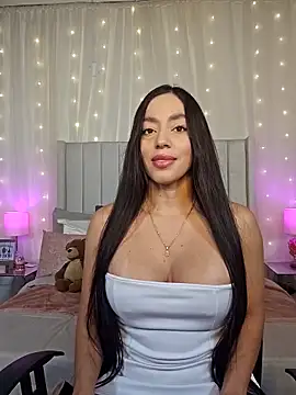 AriadnaTaylor online show from December 2025 04:59:02 PM