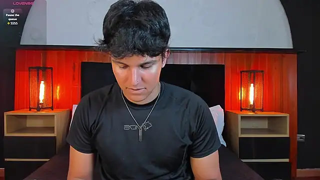 Leo Savage  online show from May 2026 04:10:01 AM